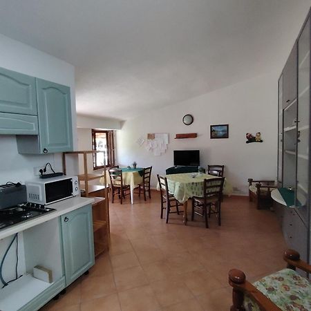Agriturismo Sa E Padedda Mores Buitenkant foto